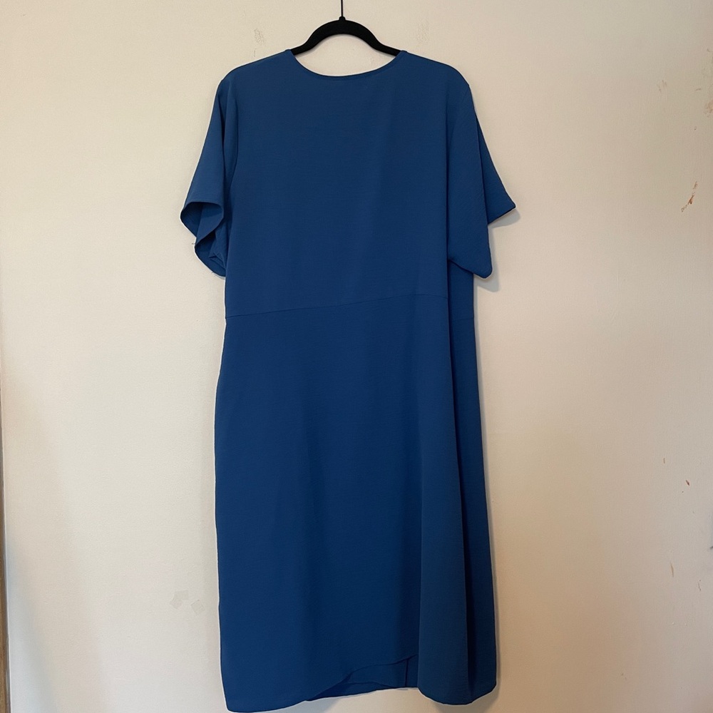 Universal Standard Blue Wrap Dress size M (size 18) - Picture 3 of 4